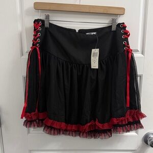 Hot Topic Skate Black Skirt with Red Lace Up Sides and Ruffled Hem Size Medium